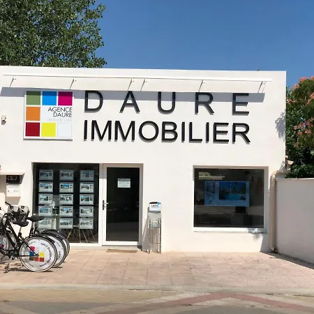 D'angle, 5 Couchages, 2 Etage, Terrasse Sud Parking Dans Securisee, Wifi , Piscine Commune 400m De La Lrjp123 Portiragnes