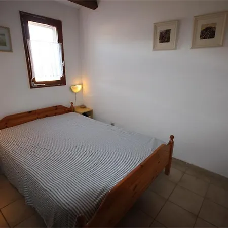 D'angle, 5 Couchages, 2 Etage, Terrasse Sud Parking Dans Securisee, Wifi , Piscine Commune 400m De La Lrjp123 Portiragnes