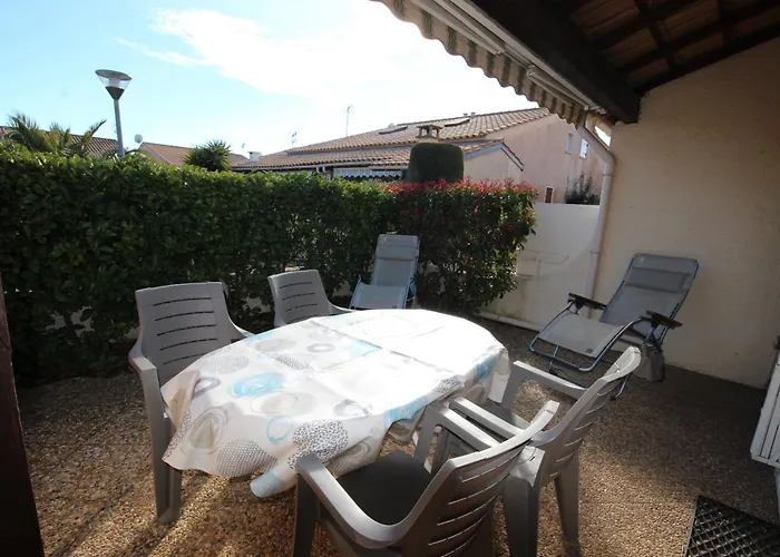 D'angle, 5 Couchages, 2 Etage, Terrasse Sud Parking Dans Securisee, Wifi , Piscine Commune 400m De La Lrjp123