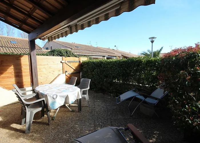 Willa D'angle, 5 Couchages, 2 Etage, Terrasse Sud Parking Dans Securisee, Wifi , Piscine Commune 400m De La Lrjp123
