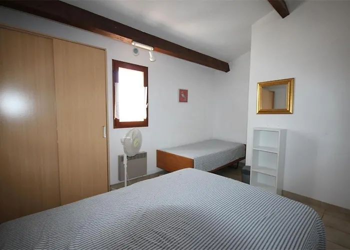 D'angle, 5 Couchages, 2 Etage, Terrasse Sud Parking Dans Securisee, Wifi , Piscine Commune 400m De La Lrjp123 Willa