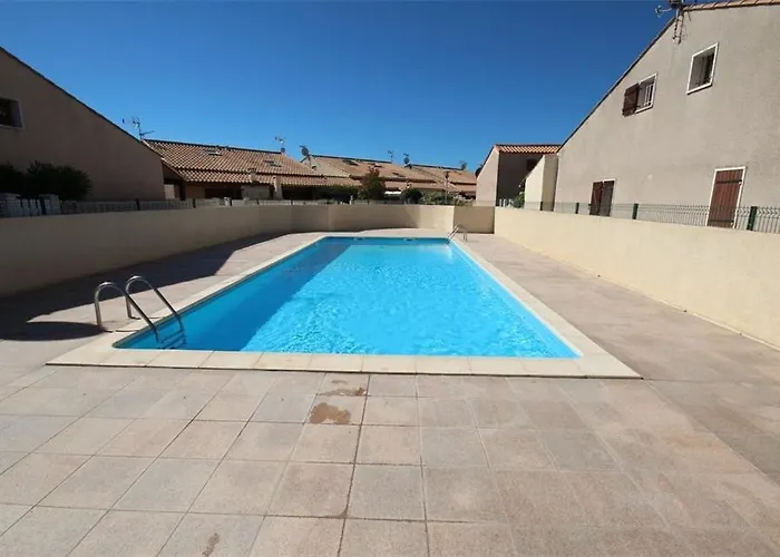 D'angle, 5 Couchages, 2 Etage, Terrasse Sud Parking Dans Securisee, Wifi , Piscine Commune 400m De La Lrjp123